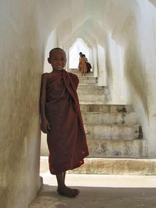Novice Monk Inwa