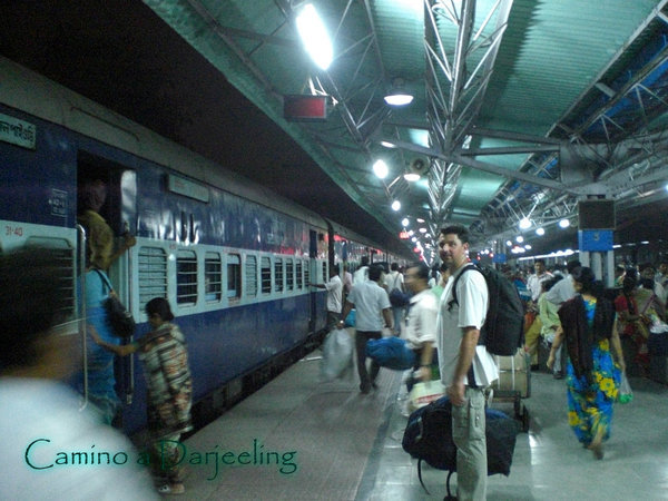 Catching the train to Darjeeling - prendendo il treno per Darjeeling