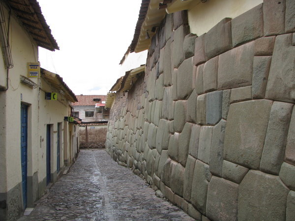 Incan mansonry