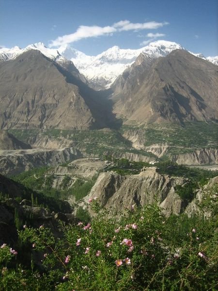 View on the way to Ultar Meadow