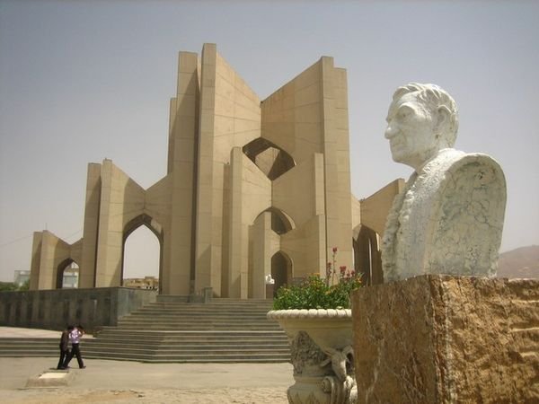 Poets' Mausoleum in Tabriz (2)