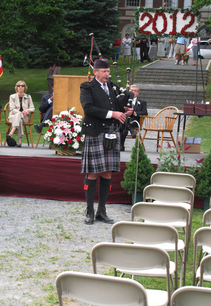 Piper at the Start of the Ceremony