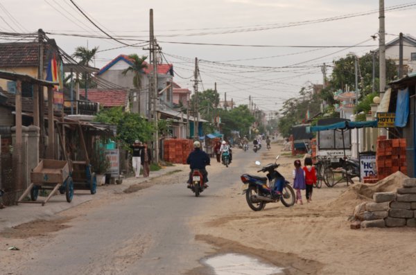 A typical street on the outskirts of Hoi An