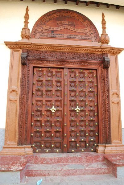 Arab hybrid door