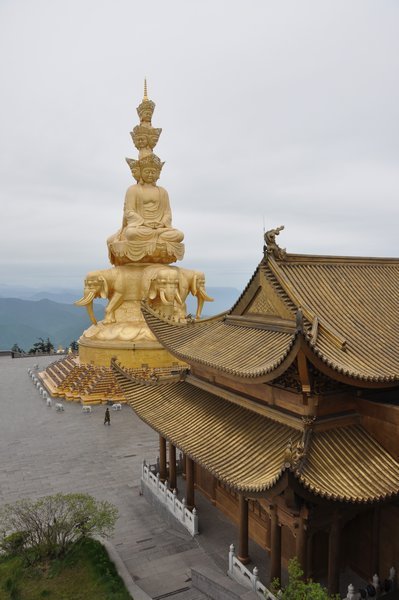 Golden Summit Temple - Emei Shan