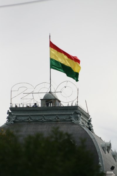 Sucre building and flag