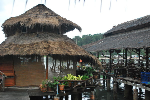 The floating village of BanBao
