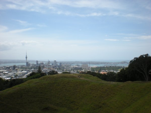 views over Auckland from Mt Eden (3)