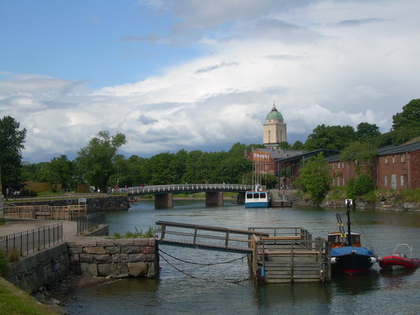 otocek Suomenlinna, ki je bila glavna obramba pred napadi Svedov