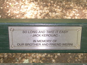 'posvojena' klopca v Central park