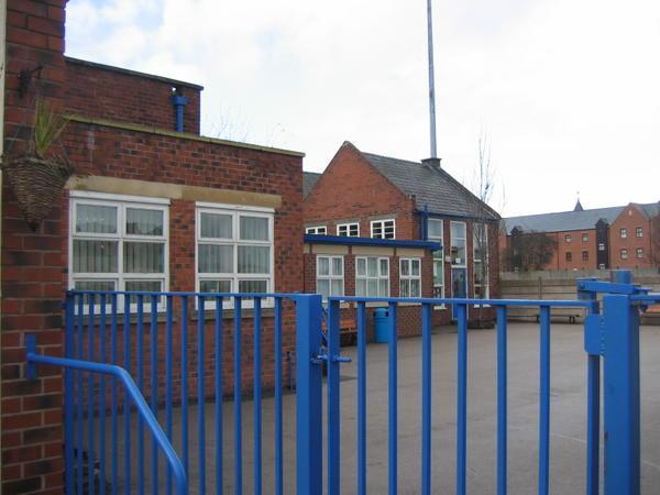 Paul's School in Leigh