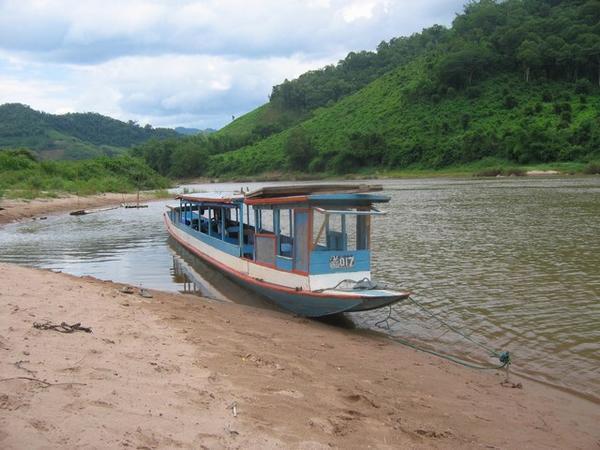 Boat to Nong Khiaw