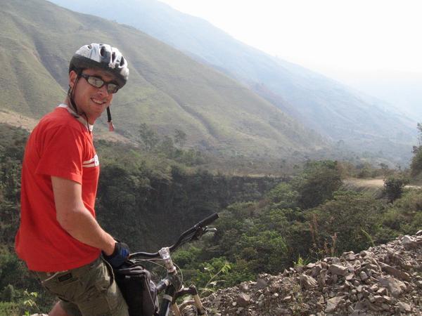 Mountain Biking towards Macu Picchu