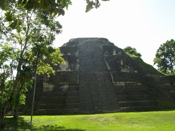 Tikal ruin 