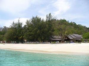 Phi Phi island beach & hotel