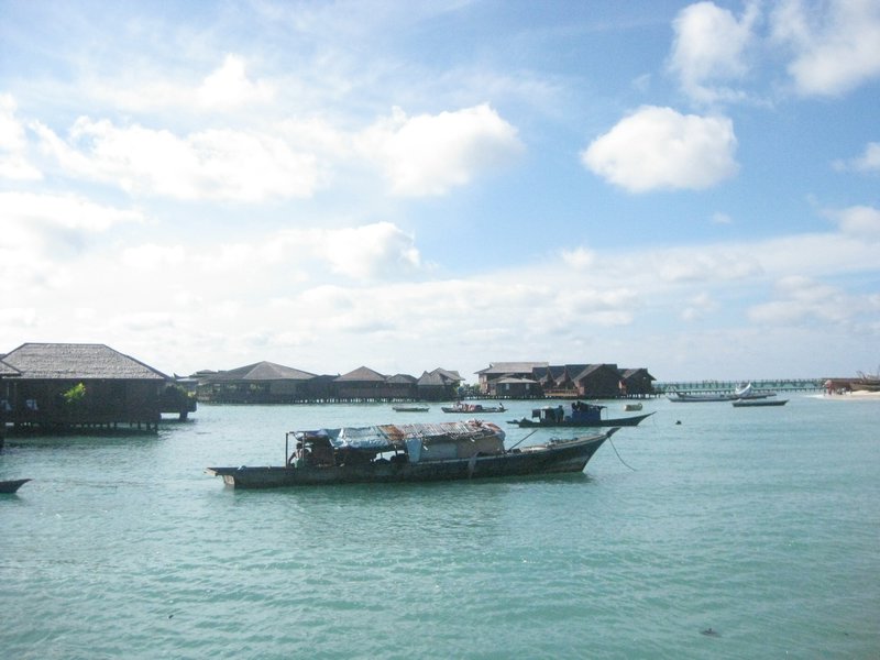 Bajau houseboat