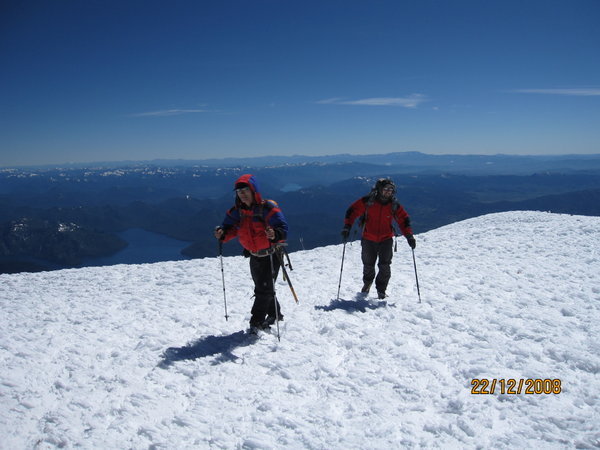 Mario and Pablo on their way to the summit