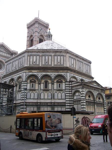 teh baptistry infront of the duomo of florence