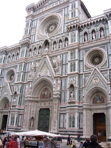 the details of the duomo of florence