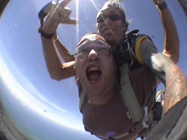 Skydiving, Cairns