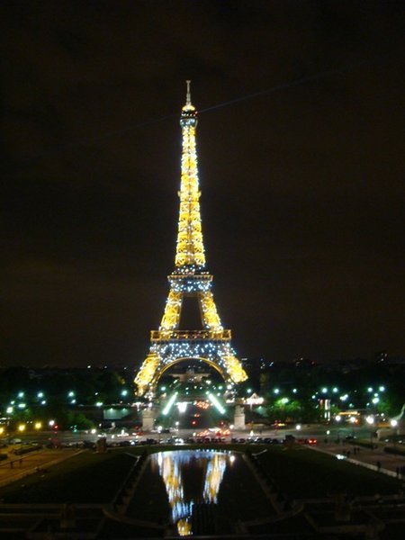 Eiffel sparkles at night