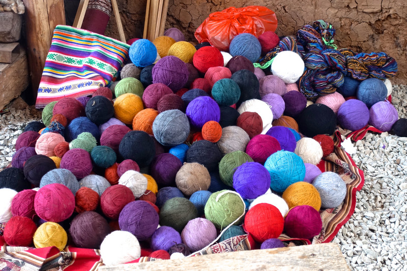 Gorgeous colors of alpaca yarns at Andean Colors 