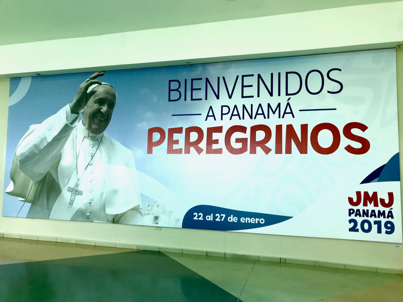 Welcome Pilgrims sign at the airport