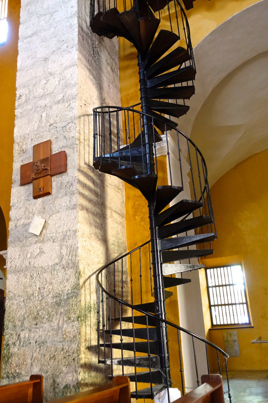 Spiral staircase in Santo Domingo Church