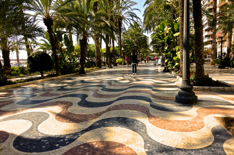 Alicante promenade