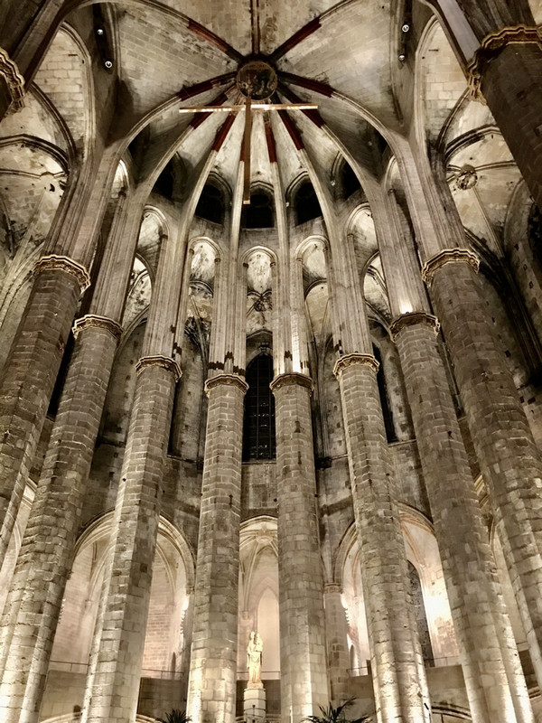 Vaulted ceiling in the Santa Maria Del Mar Basilica (Cathedral of the Sea) 