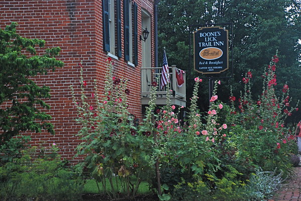 Boone's Lick Trail Inn, St Charles, MO