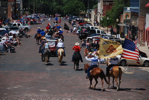 Flint Hills Rodeo Parade in Cottonwood, KS