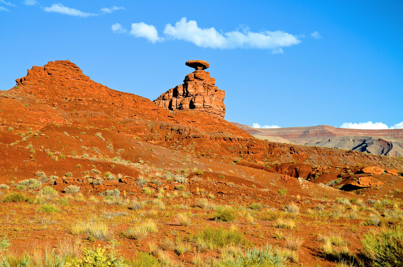The iconic Mexican Hat, the origin of the town's name.