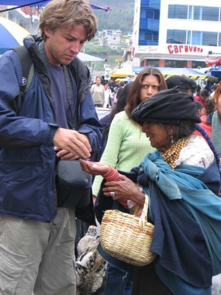 general market Otavalo 2