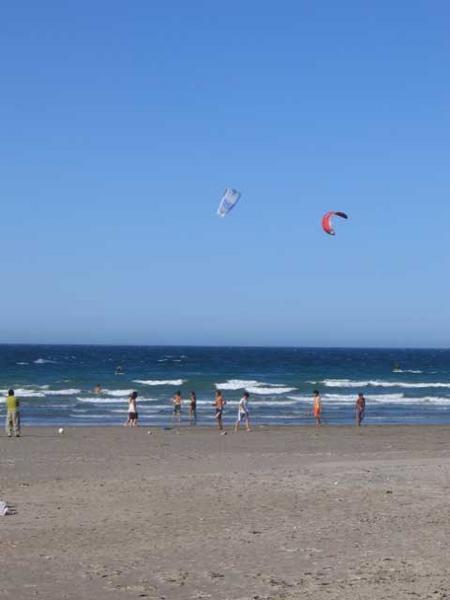 Kite surfers Puerto Madryn