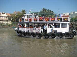 Boat to Elaphanta