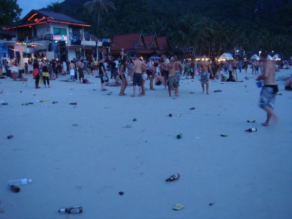 Full moon Party - Aftermath