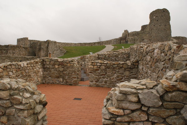 ruins of Devin