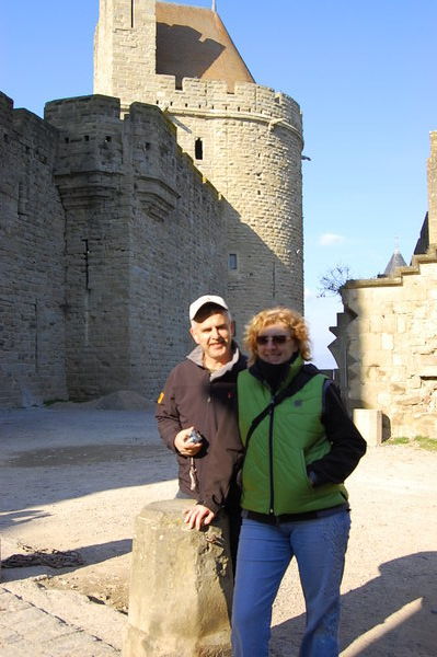 Devant le chateau de Carcassonne