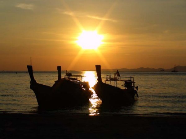 THE sunset on Railay