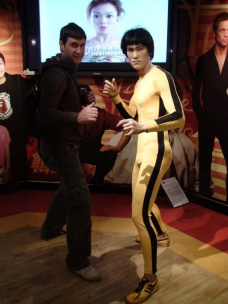 Gonzalo and Bruce Lee