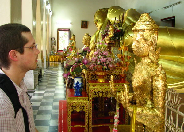 Dean in Nakhom Pathom Temple