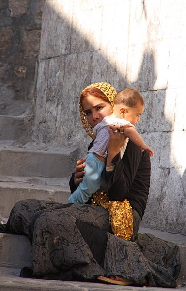 Mother, Aleppo Old City