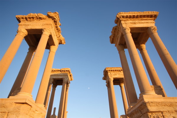Palmyra, desert oasis ruins