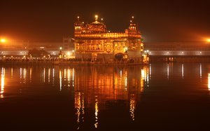 Golden Temple at Night