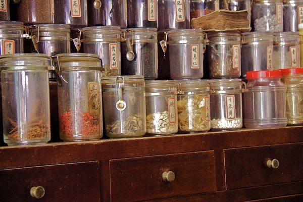 Chienyi Tang Traditional Chinese Medicine Shop