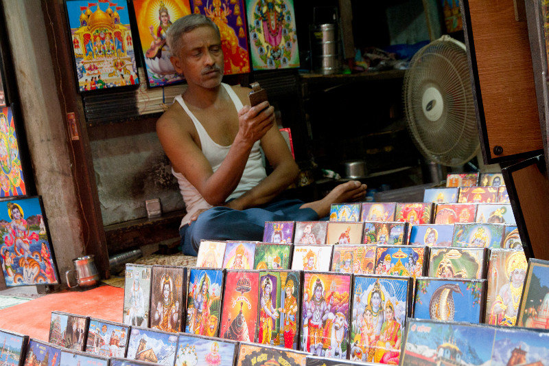 Indian God prints vendor