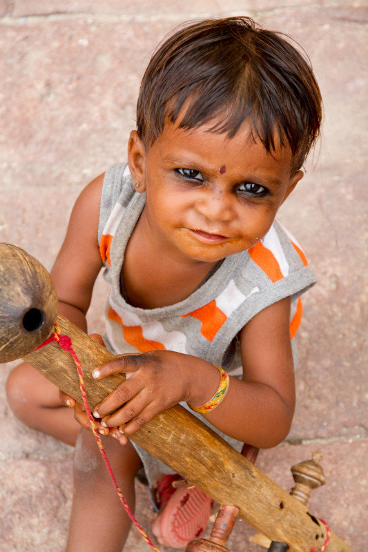 Child musician in Mehrangarh Fort