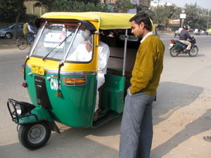 Motor rickshaw 