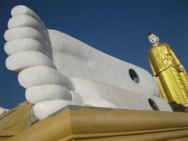 Standing Budda Monywa